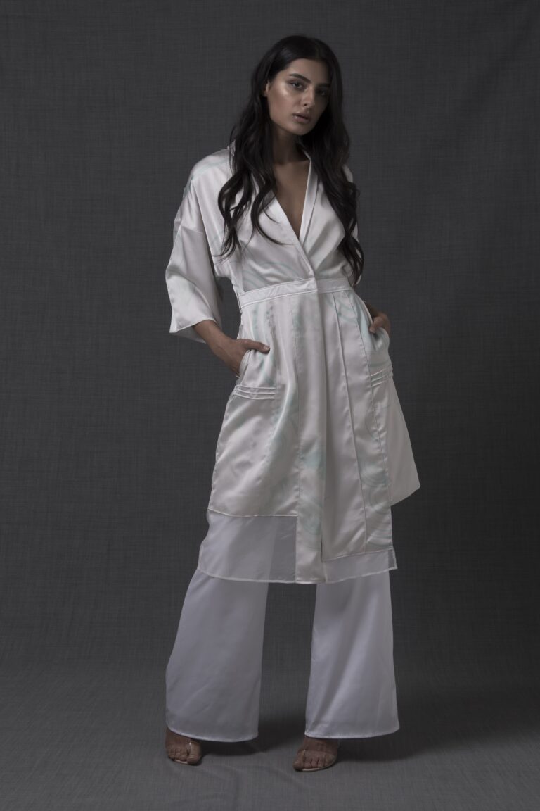 Ashleigh Kwong 17-18 Lookbook 2017.16.10 (32 of 57)-min